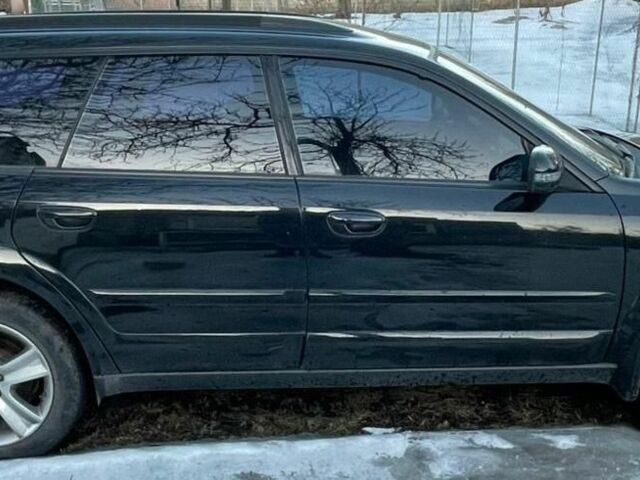 Черный Субару Аутбек, объемом двигателя 2.5 л и пробегом 203 тыс. км за 7500 $, фото 5 на Automoto.ua