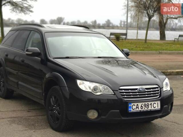 Черный Субару Аутбек, объемом двигателя 2.46 л и пробегом 215 тыс. км за 6700 $, фото 16 на Automoto.ua