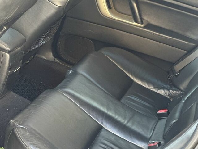 Чорний Субару Аутбек, об'ємом двигуна 2.5 л та пробігом 277 тис. км за 5600 $, фото 2 на Automoto.ua