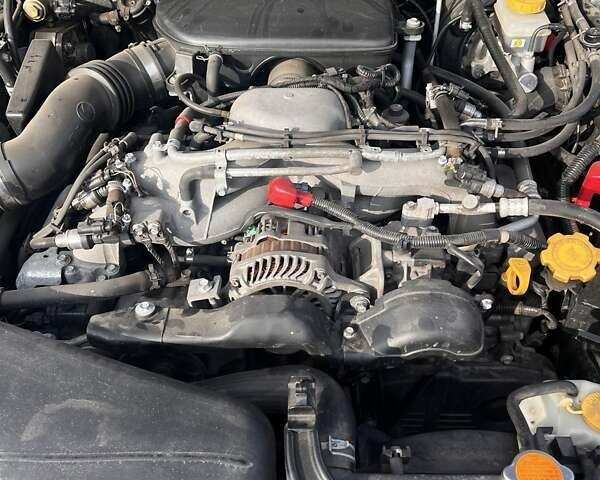 Черный Субару Аутбек, объемом двигателя 2.5 л и пробегом 270 тыс. км за 7400 $, фото 9 на Automoto.ua