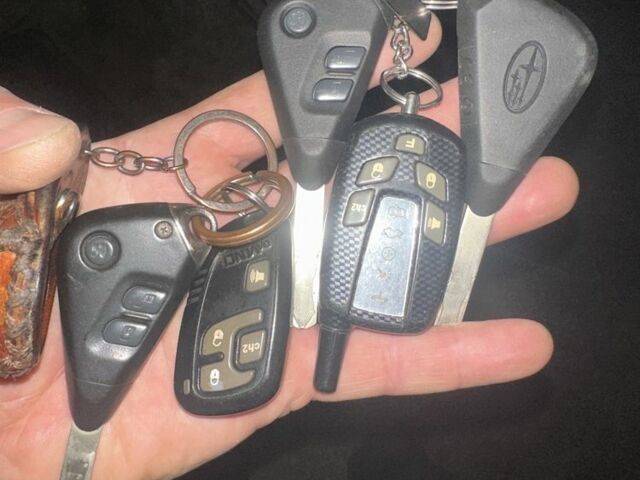 Чорний Субару Аутбек, об'ємом двигуна 2.5 л та пробігом 174 тис. км за 7700 $, фото 22 на Automoto.ua