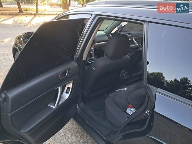 Субару Аутбек 2008 в Вознесенске на Automoto.ua Черный Субару Аутбек, объемом двигателя 2.46 л и пробегом 196 тыс. км за 8499 $, фото 17 на Automoto.ua