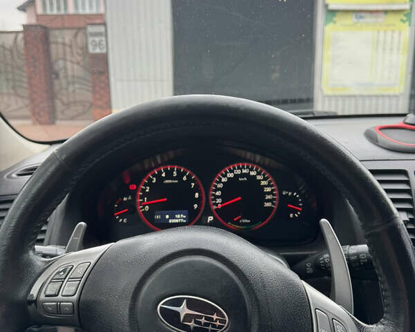 Чорний Субару Аутбек, об'ємом двигуна 3 л та пробігом 230 тис. км за 6500 $, фото 15 на Automoto.ua