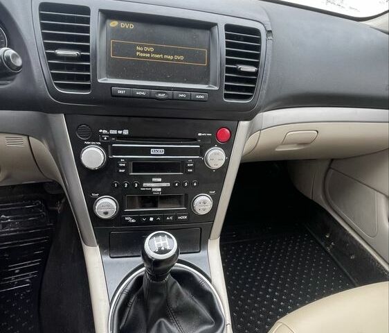 Чорний Субару Аутбек, об'ємом двигуна 2 л та пробігом 320 тис. км за 6500 $, фото 15 на Automoto.ua