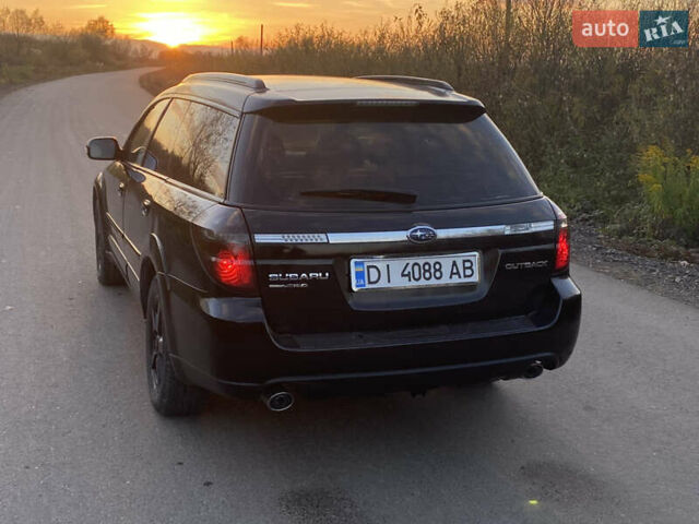 Черный Субару Аутбек, объемом двигателя 2 л и пробегом 237 тыс. км за 4500 $, фото 6 на Automoto.ua