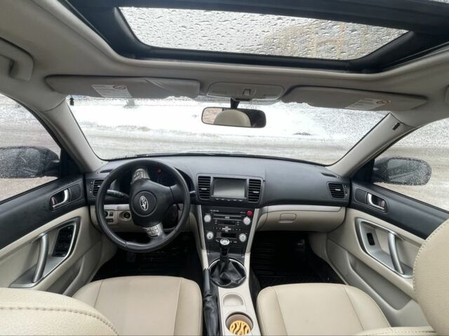 Чорний Субару Аутбек, об'ємом двигуна 2 л та пробігом 320 тис. км за 6500 $, фото 6 на Automoto.ua