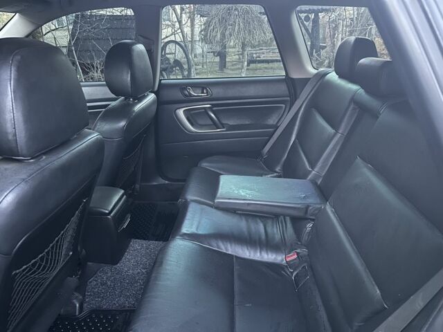 Чорний Субару Аутбек, об'ємом двигуна 2.5 л та пробігом 174 тис. км за 7700 $, фото 4 на Automoto.ua