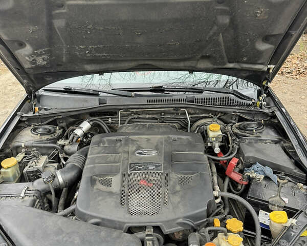 Чорний Субару Аутбек, об'ємом двигуна 3 л та пробігом 235 тис. км за 6500 $, фото 19 на Automoto.ua