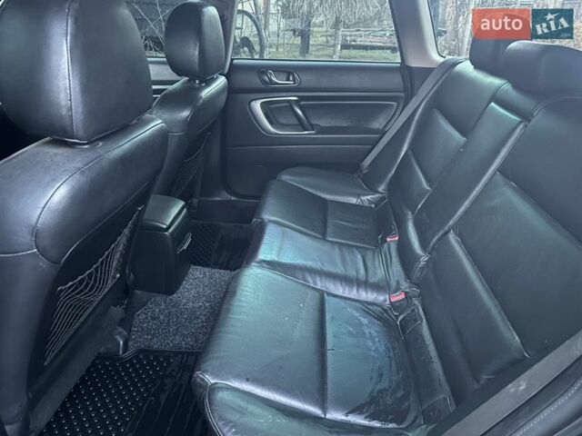 Чорний Субару Аутбек, об'ємом двигуна 2.51 л та пробігом 174 тис. км за 7700 $, фото 7 на Automoto.ua