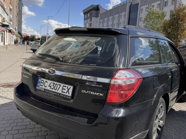 Чорний Субару Аутбек, об'ємом двигуна 3 л та пробігом 295 тис. км за 6913 $, фото 5 на Automoto.ua