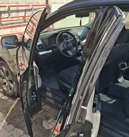 Черный Субару Аутбек, объемом двигателя 2.46 л и пробегом 222 тыс. км за 8499 $, фото 27 на Automoto.ua