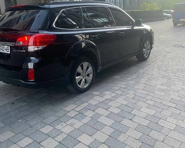 Черный Субару Аутбек, объемом двигателя 2.46 л и пробегом 222 тыс. км за 8499 $, фото 11 на Automoto.ua