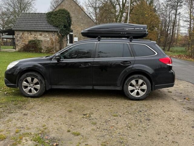 Черный Субару Аутбек, объемом двигателя 2.5 л и пробегом 123 тыс. км за 9286 $, фото 4 на Automoto.ua