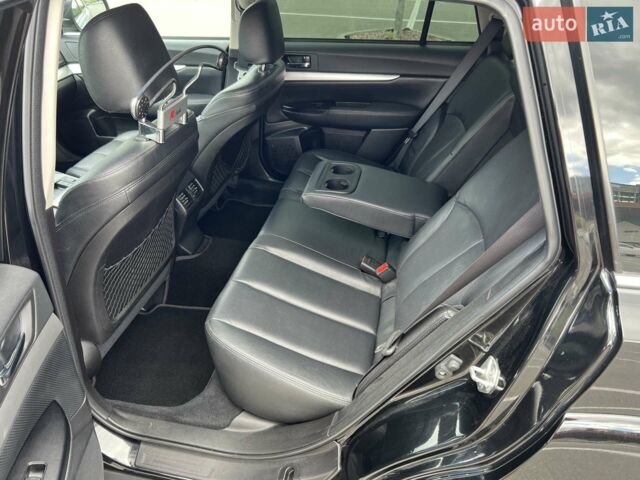 Черный Субару Аутбек, объемом двигателя 2.46 л и пробегом 200 тыс. км за 9400 $, фото 8 на Automoto.ua