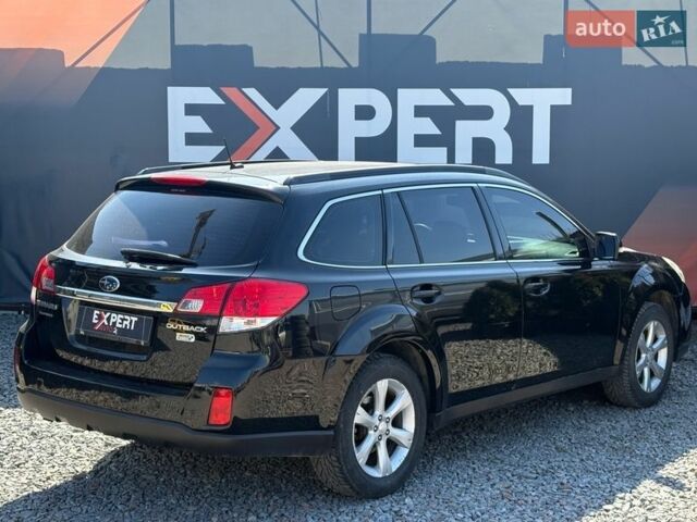 Чорний Субару Аутбек, об'ємом двигуна 2 л та пробігом 330 тис. км за 9690 $, фото 3 на Automoto.ua