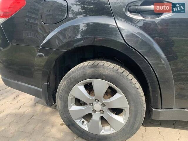 Черный Субару Аутбек, объемом двигателя 2.46 л и пробегом 284 тыс. км за 9000 $, фото 6 на Automoto.ua