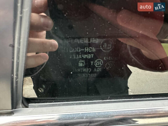 Чорний Субару Аутбек, об'ємом двигуна 2.46 л та пробігом 184 тис. км за 9900 $, фото 31 на Automoto.ua