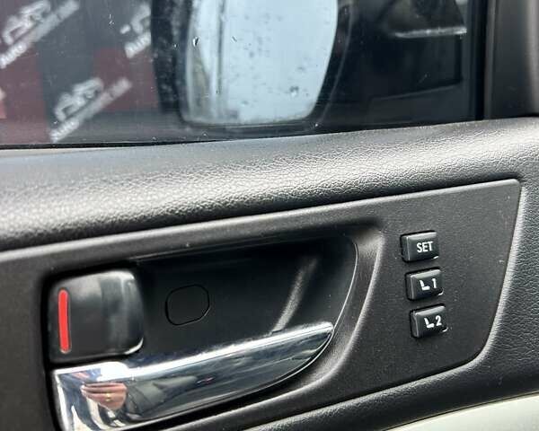 Черный Субару Аутбек, объемом двигателя 2.46 л и пробегом 304 тыс. км за 8500 $, фото 28 на Automoto.ua