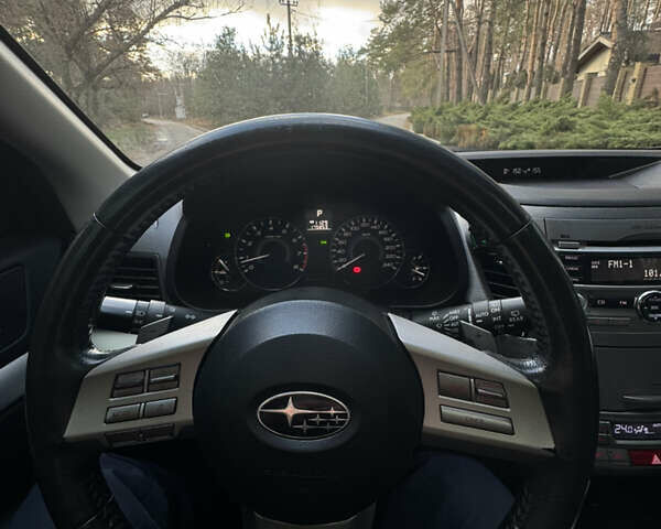 Чорний Субару Аутбек, об'ємом двигуна 2.46 л та пробігом 175 тис. км за 9700 $, фото 24 на Automoto.ua