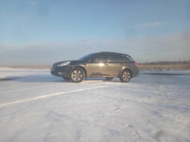 Чорний Субару Аутбек, об'ємом двигуна 2.5 л та пробігом 400 тис. км за 4000 $, фото 2 на Automoto.ua