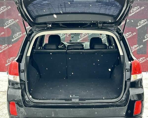 Черный Субару Аутбек, объемом двигателя 2.46 л и пробегом 304 тыс. км за 8500 $, фото 11 на Automoto.ua