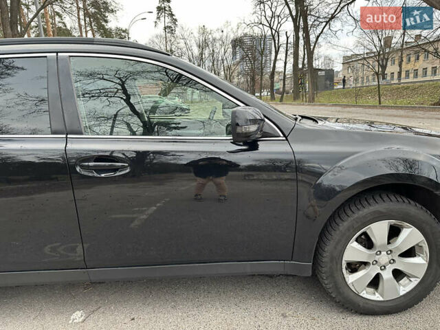 Черный Субару Аутбек, объемом двигателя 2.46 л и пробегом 167 тыс. км за 11000 $, фото 20 на Automoto.ua