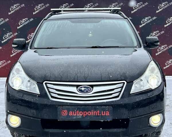 Черный Субару Аутбек, объемом двигателя 2.46 л и пробегом 304 тыс. км за 8500 $, фото 1 на Automoto.ua