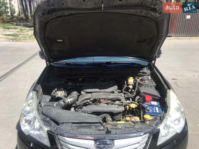 Чорний Субару Аутбек, об'ємом двигуна 2.5 л та пробігом 280 тис. км за 9000 $, фото 7 на Automoto.ua