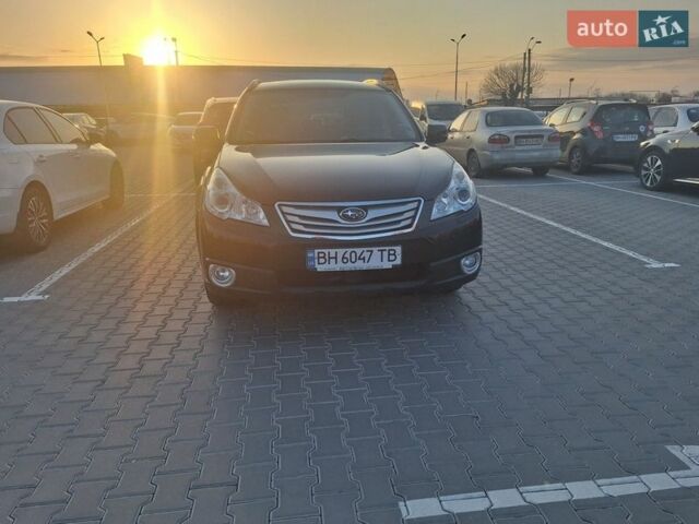 Чорний Субару Аутбек, об'ємом двигуна 2.46 л та пробігом 193 тис. км за 11499 $, фото 3 на Automoto.ua