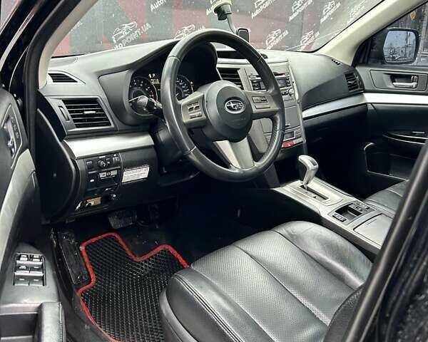 Черный Субару Аутбек, объемом двигателя 2.46 л и пробегом 304 тыс. км за 8500 $, фото 26 на Automoto.ua