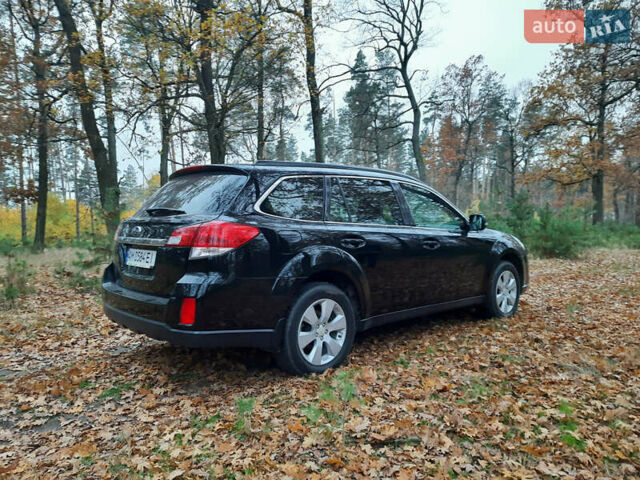 Черный Субару Аутбек, объемом двигателя 2.46 л и пробегом 475 тыс. км за 10000 $, фото 2 на Automoto.ua