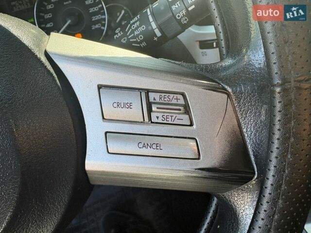 Чорний Субару Аутбек, об'ємом двигуна 2 л та пробігом 330 тис. км за 9690 $, фото 16 на Automoto.ua