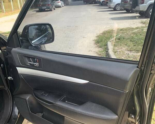 Черный Субару Аутбек, объемом двигателя 2.46 л и пробегом 284 тыс. км за 9000 $, фото 11 на Automoto.ua