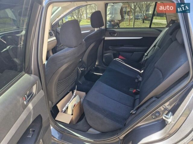 Чорний Субару Аутбек, об'ємом двигуна 2.46 л та пробігом 217 тис. км за 10800 $, фото 8 на Automoto.ua