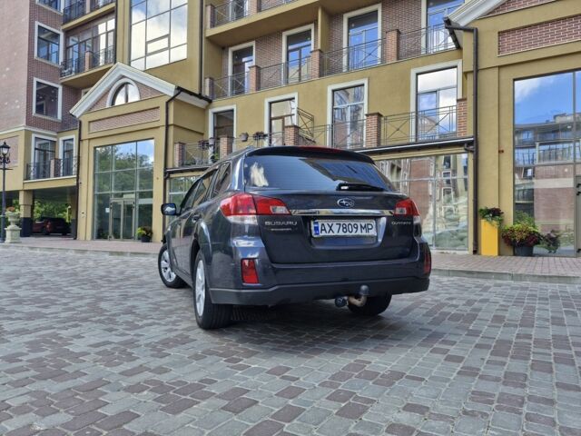Черный Субару Аутбек, объемом двигателя 2.5 л и пробегом 218 тыс. км за 10800 $, фото 3 на Automoto.ua
