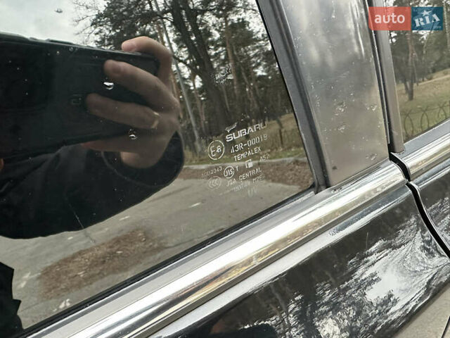 Чорний Субару Аутбек, об'ємом двигуна 2.46 л та пробігом 184 тис. км за 9900 $, фото 15 на Automoto.ua