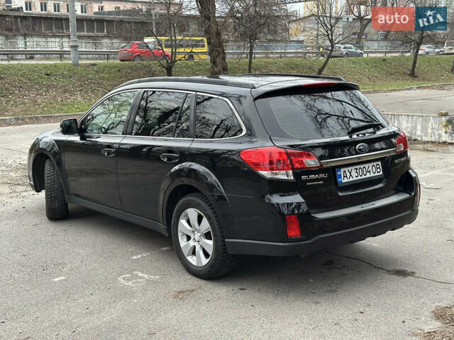 Черный Субару Аутбек, объемом двигателя 2.46 л и пробегом 167 тыс. км за 11000 $, фото 6 на Automoto.ua