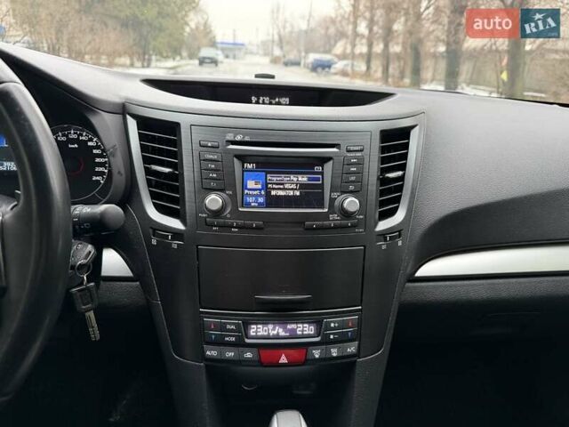 Чорний Субару Аутбек, об'ємом двигуна 2.46 л та пробігом 153 тис. км за 10900 $, фото 25 на Automoto.ua