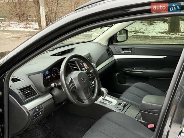 Чорний Субару Аутбек, об'ємом двигуна 2.46 л та пробігом 153 тис. км за 10900 $, фото 20 на Automoto.ua