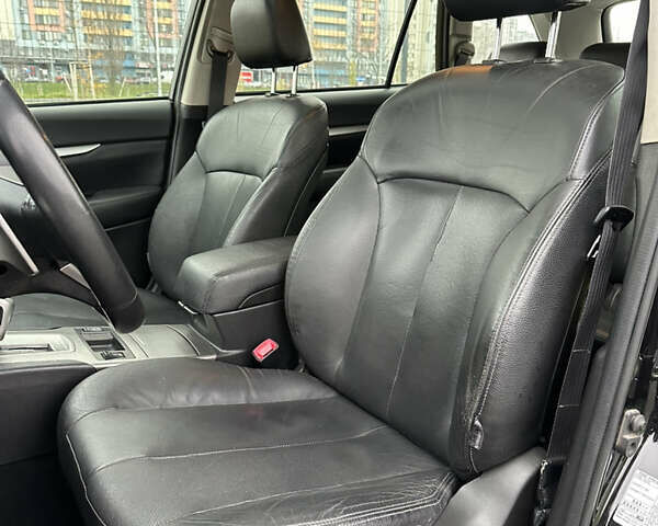 Черный Субару Аутбек, объемом двигателя 2.46 л и пробегом 284 тыс. км за 7950 $, фото 13 на Automoto.ua