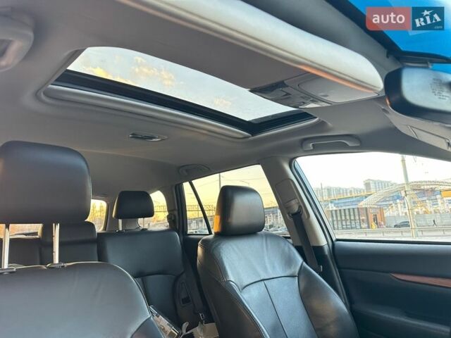 Черный Субару Аутбек, объемом двигателя 2.5 л и пробегом 210 тыс. км за 10000 $, фото 5 на Automoto.ua