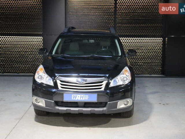 Чорний Субару Аутбек, об'ємом двигуна 2.46 л та пробігом 200 тис. км за 9800 $, фото 1 на Automoto.ua