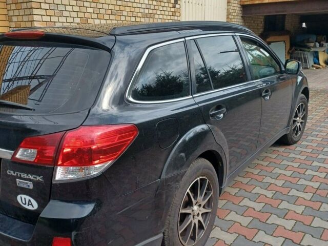 Чорний Субару Аутбек, об'ємом двигуна 2 л та пробігом 249 тис. км за 8500 $, фото 7 на Automoto.ua