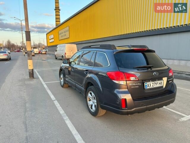 Черный Субару Аутбек, объемом двигателя 2.5 л и пробегом 210 тыс. км за 10000 $, фото 10 на Automoto.ua
