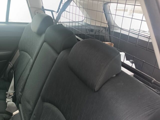 Чорний Субару Аутбек, об'ємом двигуна 2 л та пробігом 364 тис. км за 4527 $, фото 2 на Automoto.ua