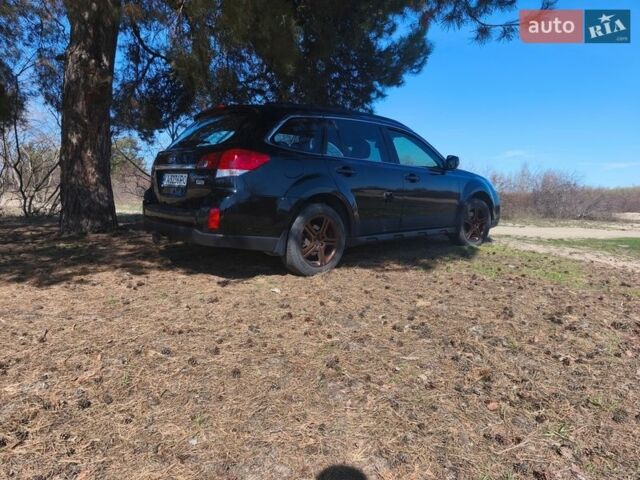 Черный Субару Аутбек, объемом двигателя 2 л и пробегом 151 тыс. км за 12000 $, фото 6 на Automoto.ua