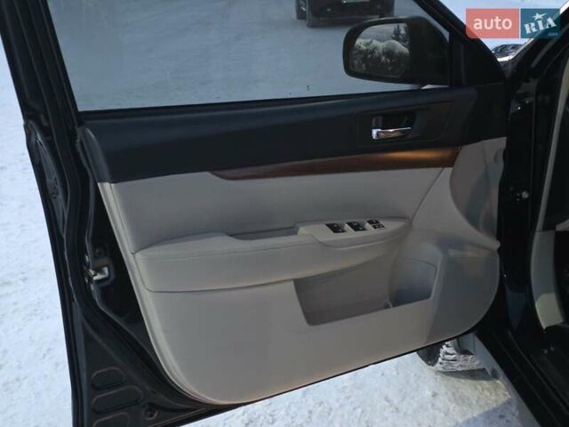 Черный Субару Аутбек, объемом двигателя 2.5 л и пробегом 249 тыс. км за 7999 $, фото 15 на Automoto.ua