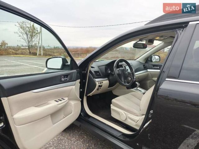 Черный Субару Аутбек, объемом двигателя 2.5 л и пробегом 238 тыс. км за 9800 $, фото 7 на Automoto.ua