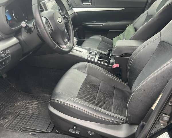 Черный Субару Аутбек, объемом двигателя 2.46 л и пробегом 123 тыс. км за 12100 $, фото 10 на Automoto.ua