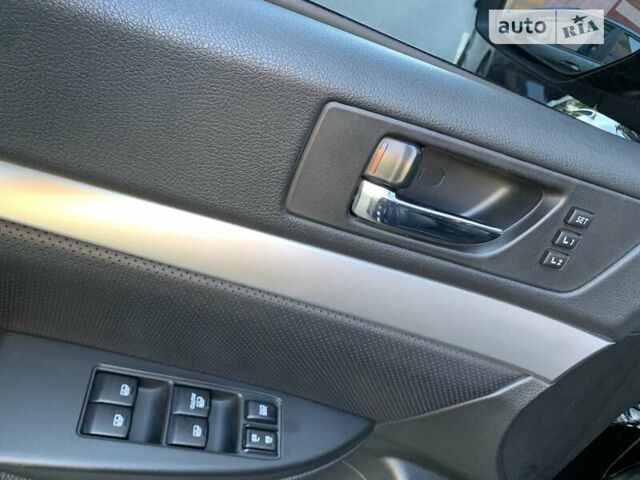 Черный Субару Аутбек, объемом двигателя 2 л и пробегом 159 тыс. км за 14000 $, фото 16 на Automoto.ua